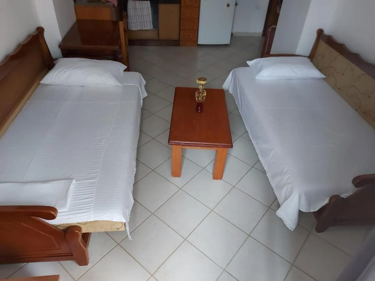 شقة Vito Apartaments ساراندا ألبانيا