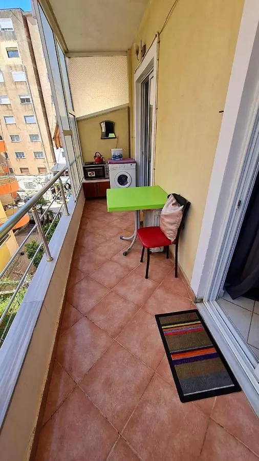 Vito Apartaments ساراندا شقة