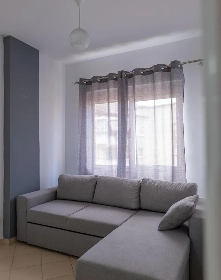 Vito Apartaments ساراندا 0*,